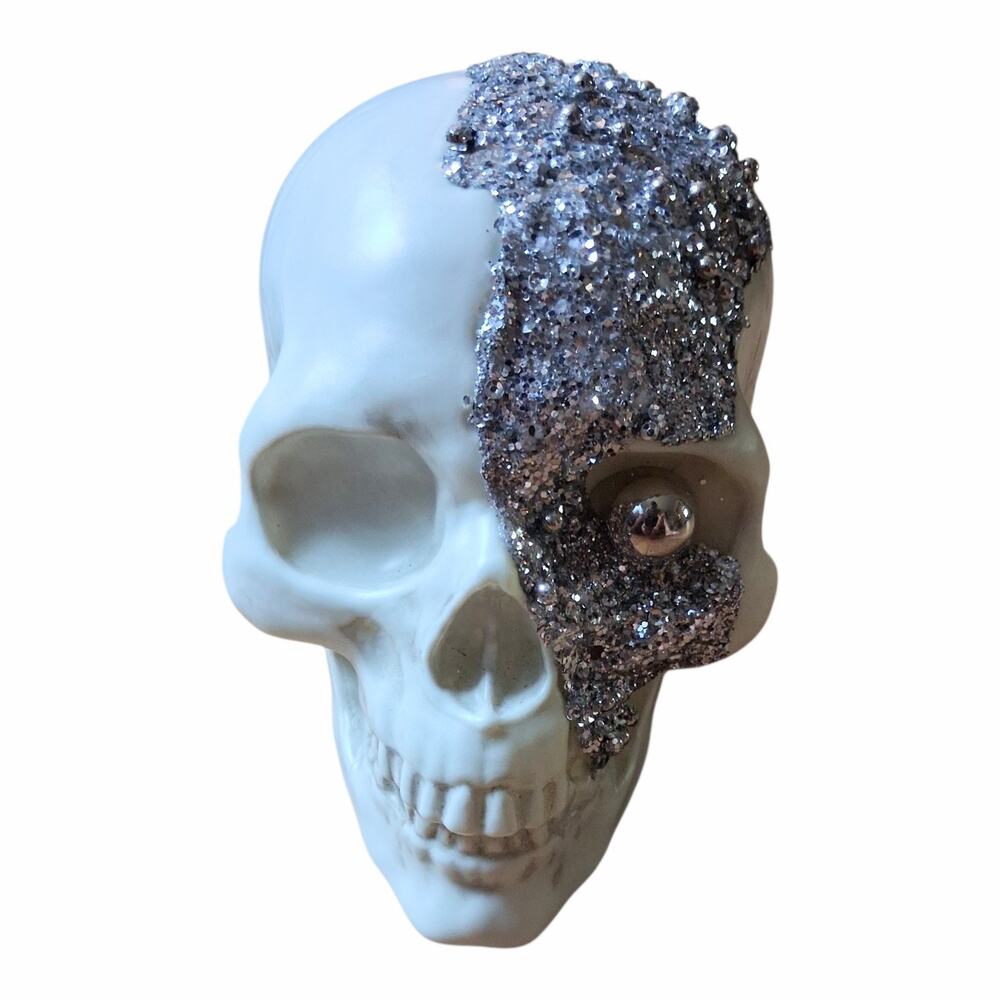 Hyde & EEK Boutique White Silver Glitter Geode Skull Halloween Decor Plastic...
